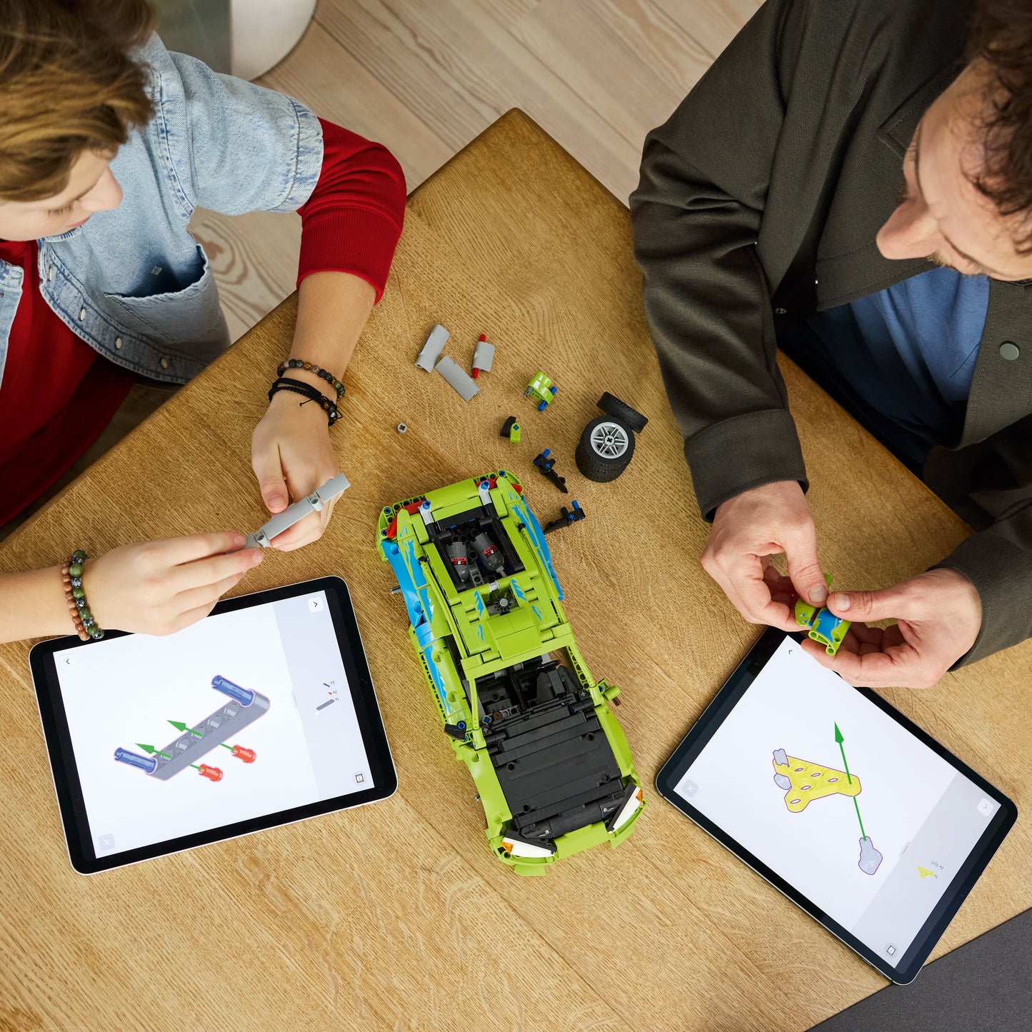 LEGO Technic Fast and Furious Mitsubishi Eclipse Auto Bouwpakket voor Kinderen - Incl. Besturing en 2 NOS-flessen - Cadeau voor Jongens en Fans van de Film Vanaf 14 Jaar - 42229