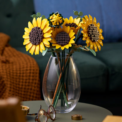 LEGO Botanicals Boeket met Zonnebloemen – Kunstbloemen Bouwpakket voor Volwassenen – Nepbloemen Set met Eucalyptusstelen – Slaapkamer- en Woonkamerdecoratie – DIY Cadeau voor Vrouwen – 11502