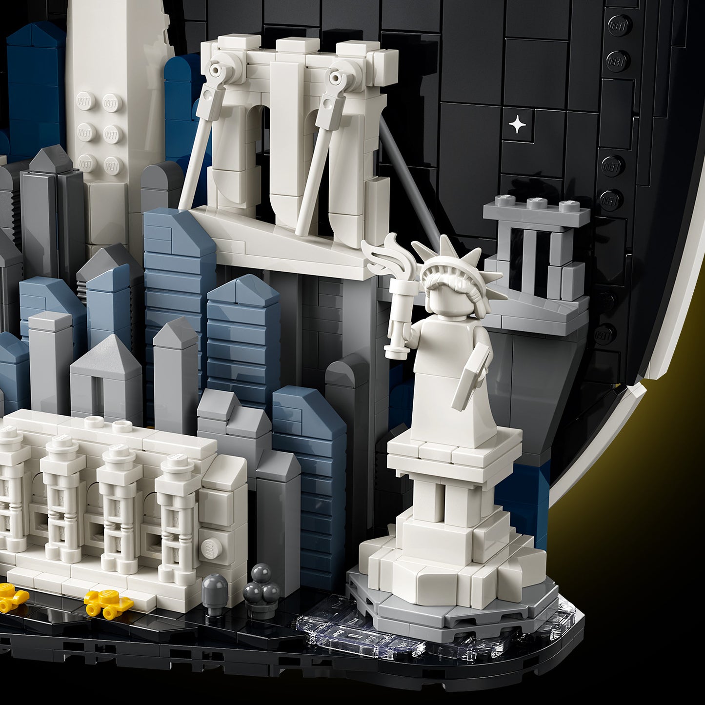 LEGO Architecture New York City – The Big Apple Bouwpakket voor Volwassenen met Bezienswaardigheden incl. Empire State Building en Brooklyn Bridge - Woondecoratie of Kantoor Decoratie - Cadeau 21066