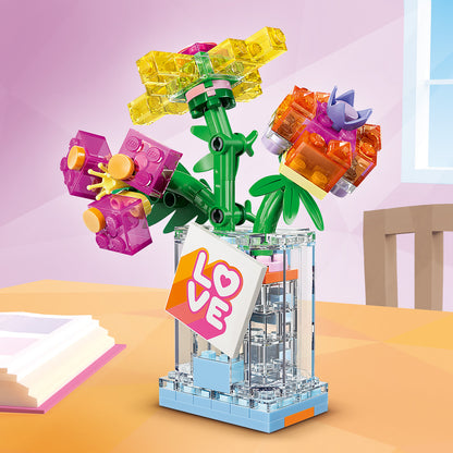 LEGO Creator 3in1 Parfumfles met Bloemen Speelgoed - Bouwpakket voor Kinderen - Verandert in een Vaas of Smoothie - Kinderkamer Decoratie - Cadeau voor Meisjes en Jongens Vanaf 8 Jaar - 31383