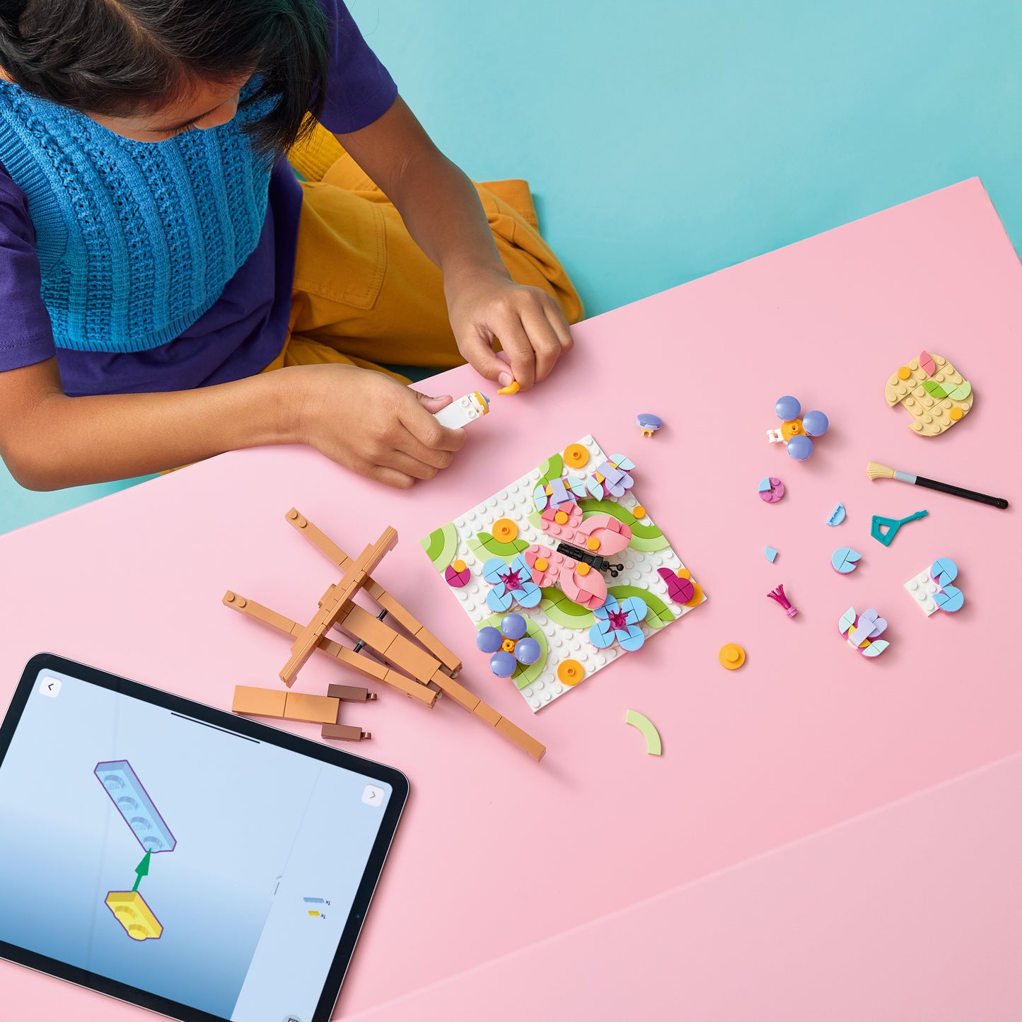 LEGO Creator 3in1 Bloemenschilderij Speelgoed - Bouwpakket voor Kinderen - Verandert in Fotolijst of Schets van Flamingo - Kinderkamer Decoratie - Cadeau voor Meisjes en Jongens Vanaf 8 Jaar - 31390