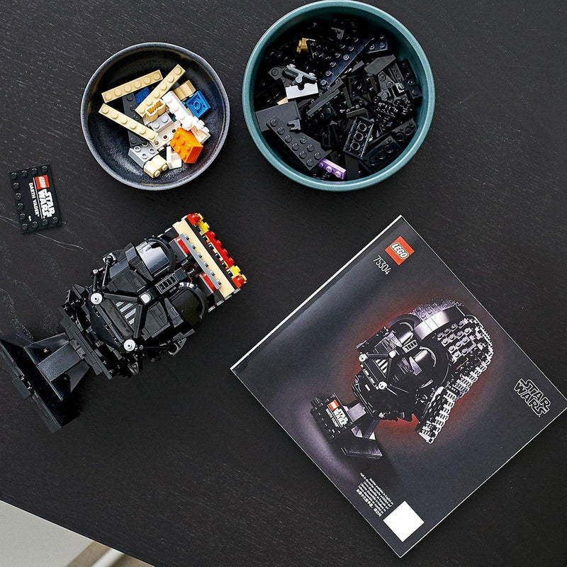 LEGO Darth Vader helm 75304 StarWars LEGO STARWARS @ 2TTOYS LEGO €. 67.99