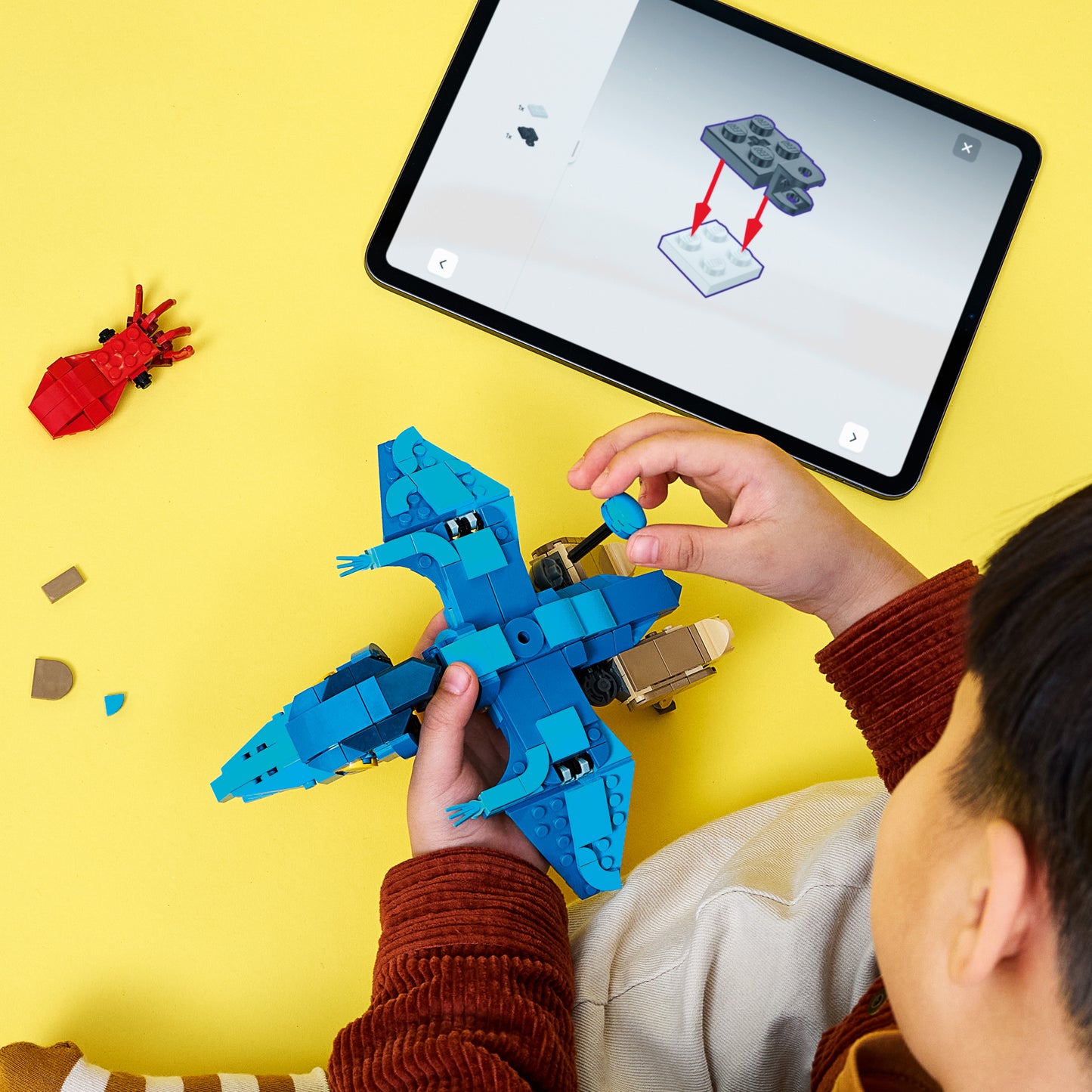 LEGO Jurassic World Babydinosaurus Pteranodon - Dinosaurus Speelgoed voor Kinderen vanaf 7 Jaar - Verstelbare Dino en Inktvis - Schattige Kinderkamer Decoratie - Cadeau voor Jongens en Meisjes 77977