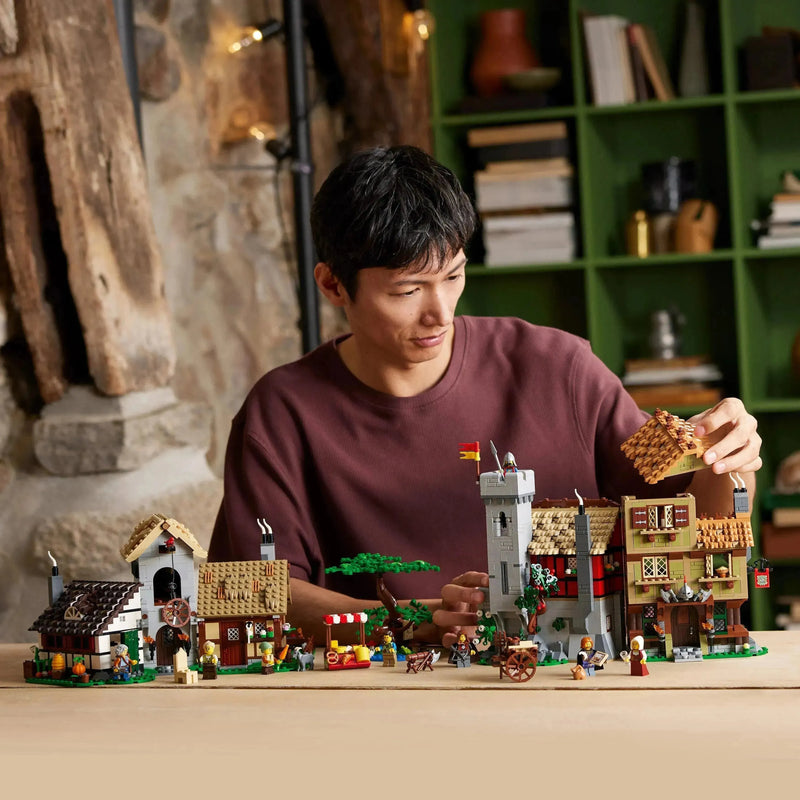 LEGO Medieval Town Square 10332 Icons