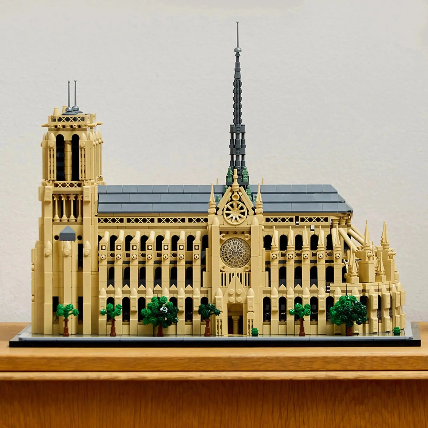 LEGO Notre-Dame Cathedral 21061 Architecture
