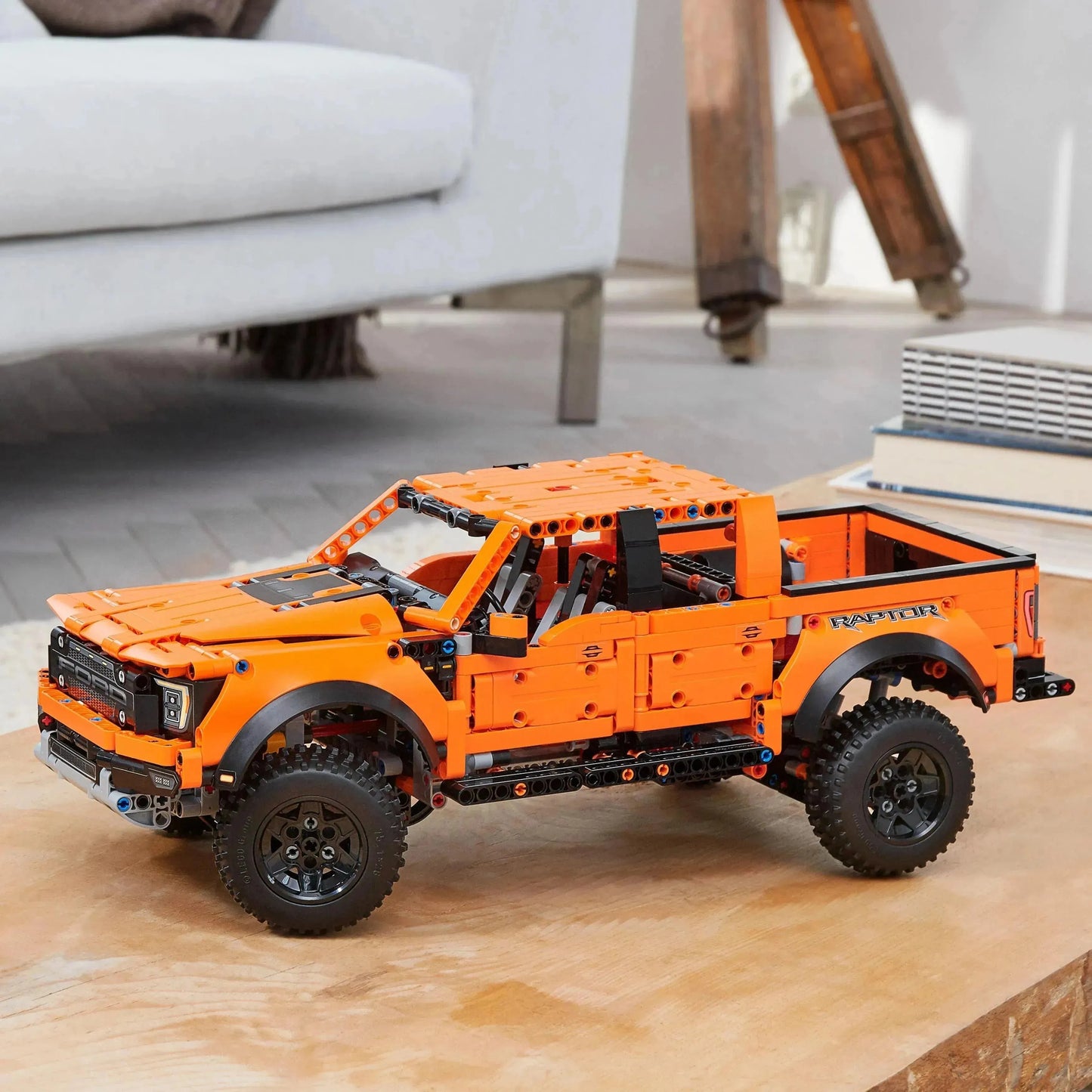LEGO Ford Raptor F150 Pick Up Truck 42126 Technic