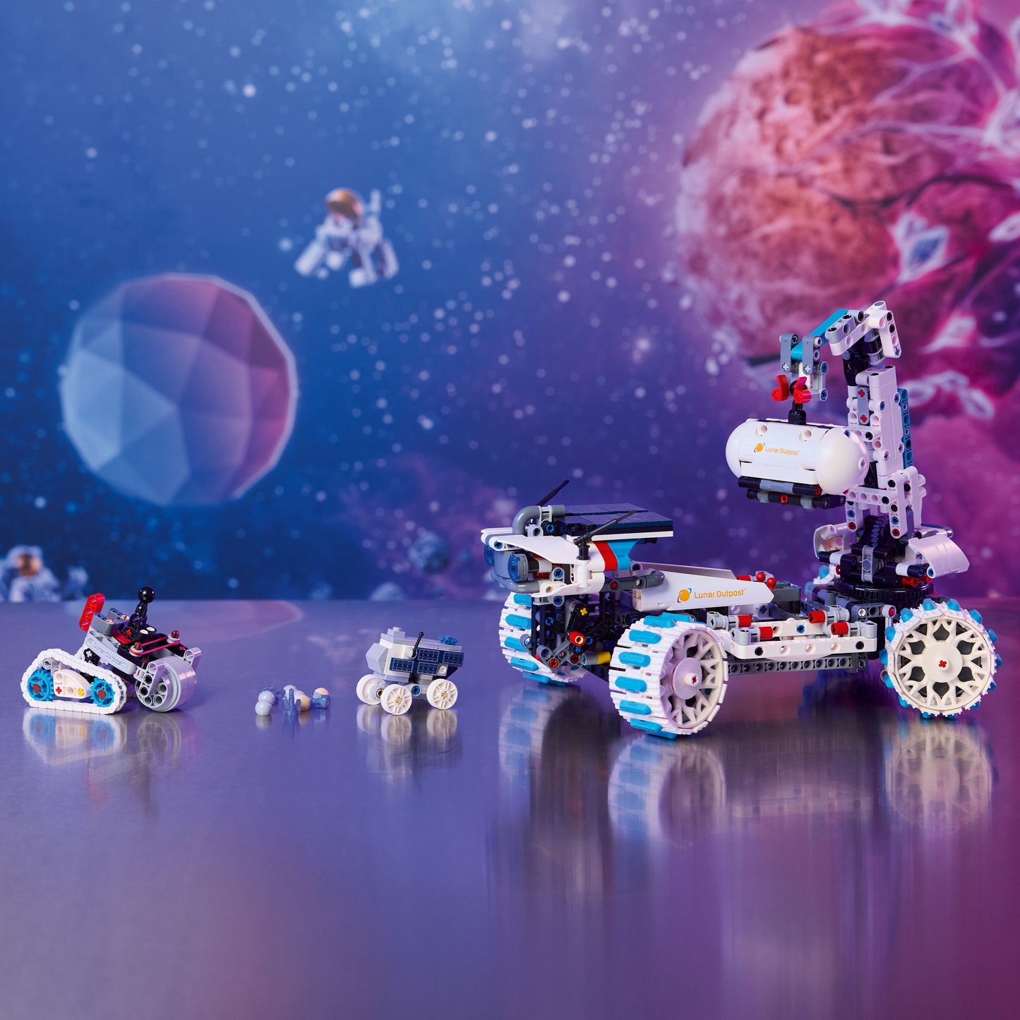 LEGO Lunar Outpost Moon Rover Space Vehicle 42211 Technic