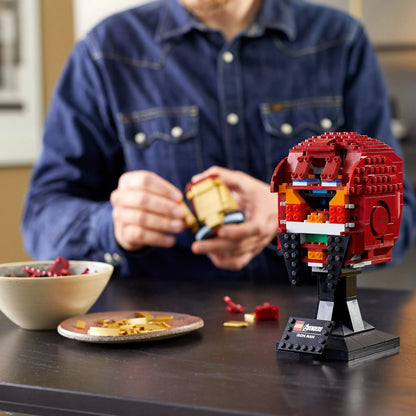 LEGO Iron Man Helmet 76165 Avengers