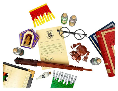 LEGO Hogwarts Icons 76391 Harry Potter