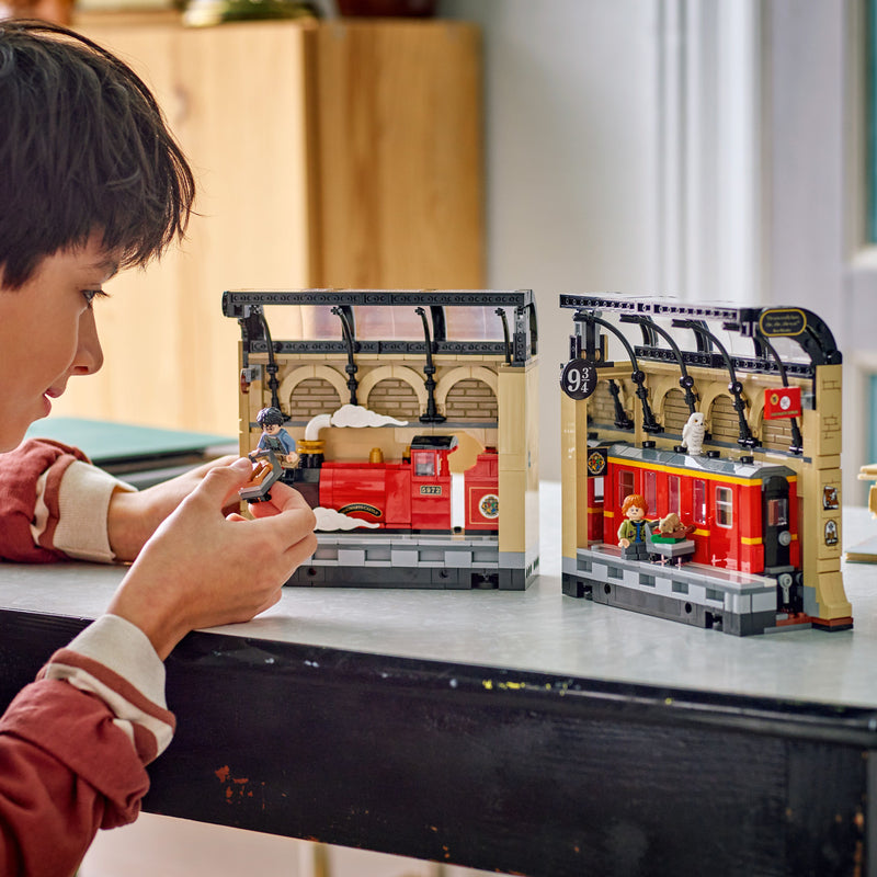 LEGO Zweinstein Express boekensteun 76450 Harry Potter