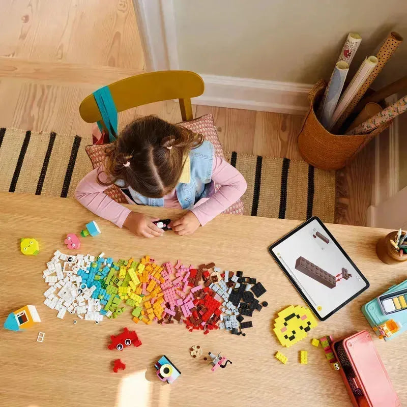 LEGO Creatieve Knutseldoos 11042 Classic (Pre-Order: januari 2025) -  - LEGO