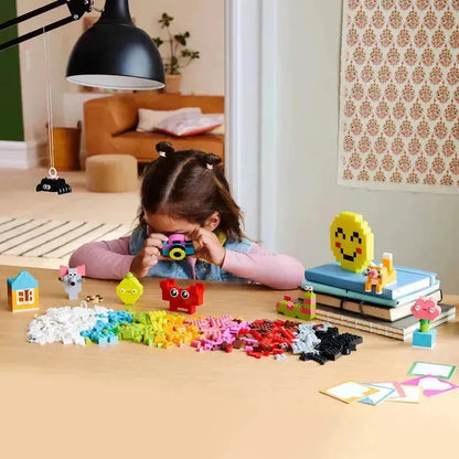 LEGO Creatieve Knutseldoos 11042 Classic (Pre-Order: januari 2025) -  - LEGO
