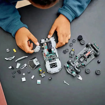 LEGO Mercedes-AMG Formule 1 W12 E Performance & Mercedes-AMG Project One 76909