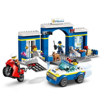 LEGO Achtervolging politiebureau 60370 City LEGO CITY @ 2TTOYS LEGO €. 29.49