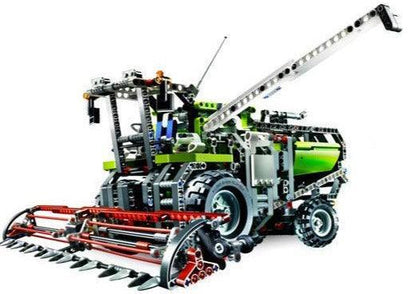 LEGO Combine Harvester 8274 Technic LEGO TECHNIC @ 2TTOYS LEGO €. 59.99