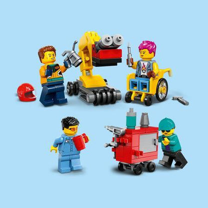 LEGO Custom Car Garage 60389 City LEGO CITY @ 2TTOYS LEGO €. 42.49