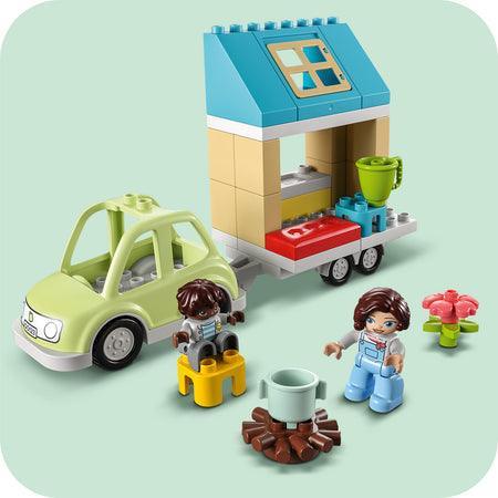 LEGO Familie huis op wielen 10986 DUPLO LEGO DUPLO @ 2TTOYS LEGO €. 16.49