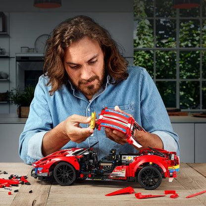 LEGO Ferrari 488 GTE Sportwagen 42125 Technic LEGO TECHNIC @ 2TTOYS LEGO €. 189.99