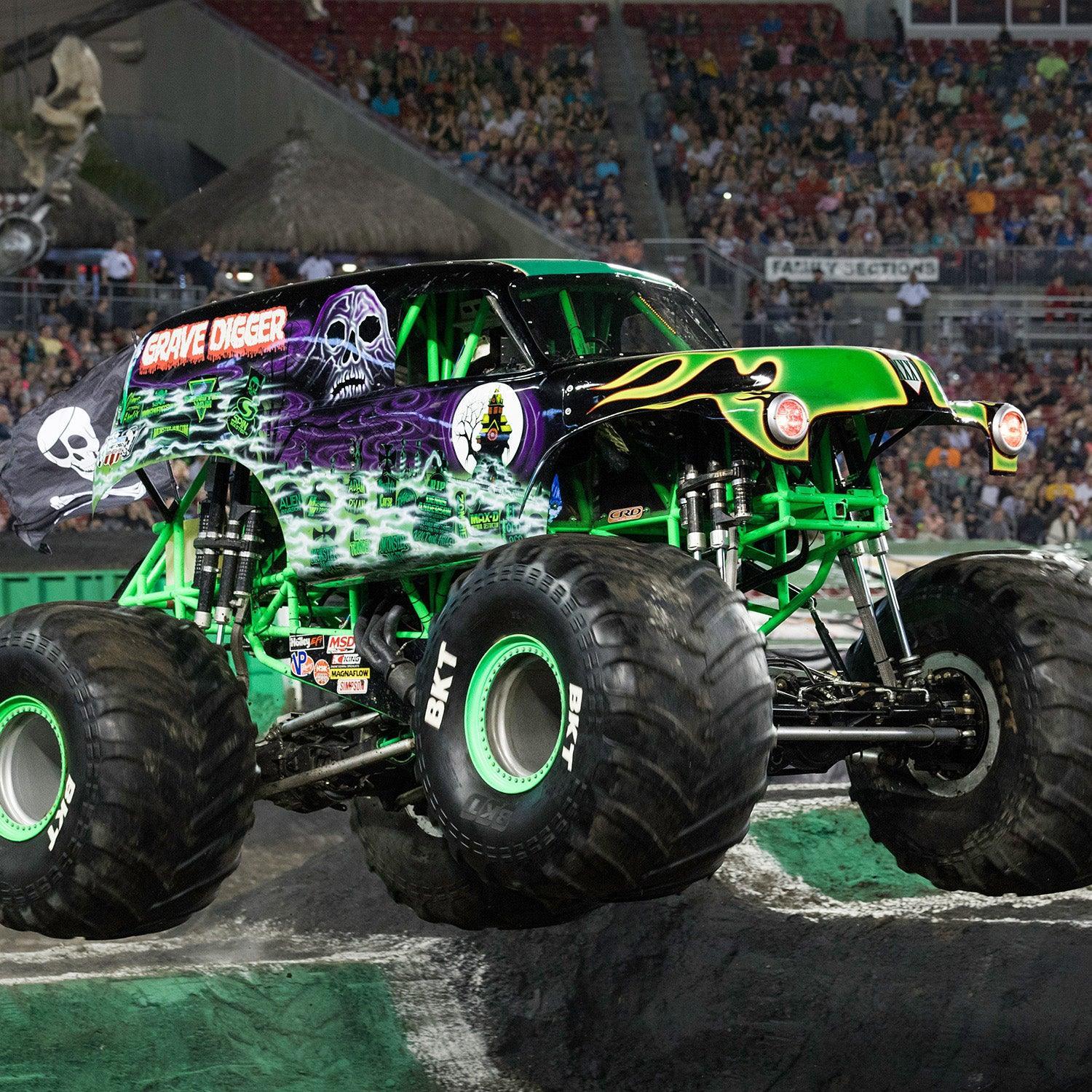 LEGO Monster Jam Grave Digger 42118 Technic LEGO TECHNIC @ 2TTOYS LEGO €. 16.98