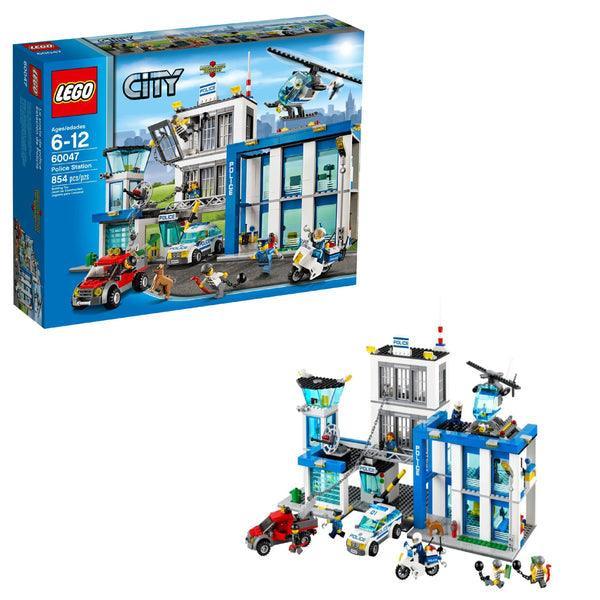 LEGO Politiebureau 60047 City LEGO CITY @ 2TTOYS LEGO €. 79.99