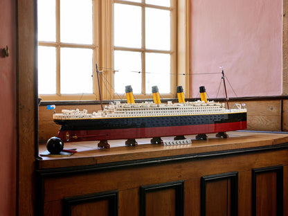 LEGO Titanic 10294 Creator Expert LEGO CREATOR EXPERT @ 2TTOYS LEGO €. 699.99