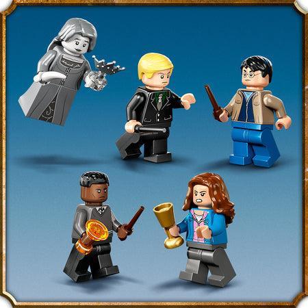 LEGO Zweinstein™: Kamer van Hoge Nood 76413 Harry Potter LEGO HARRY POTTER @ 2TTOYS LEGO €. 42.49